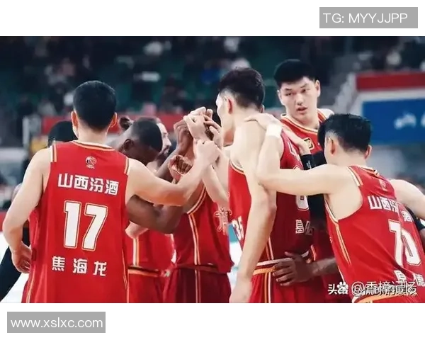 2015年CBA精彩对决上海队与辽宁队巅峰对决回顾