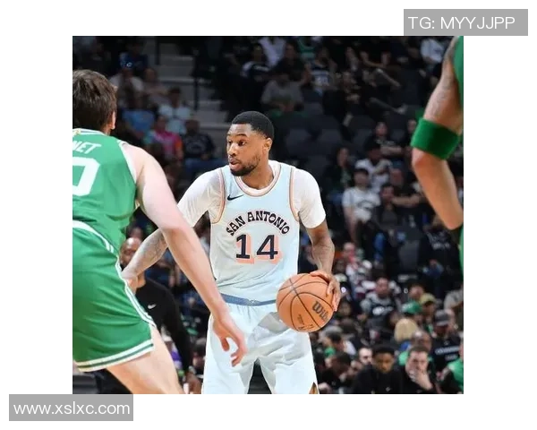 凯尔特人对决马刺的精彩比赛回顾与分析 凯尔特人对决马刺的精彩比赛回顾与分析