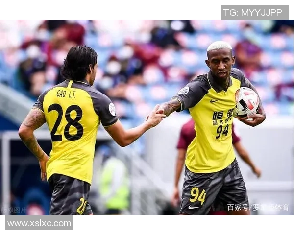 勇士队与热火队激战正酣队服设计风格大比拼引发球迷热议 勇士队与热火队激战正酣队服设计风格大比拼引发球迷热议