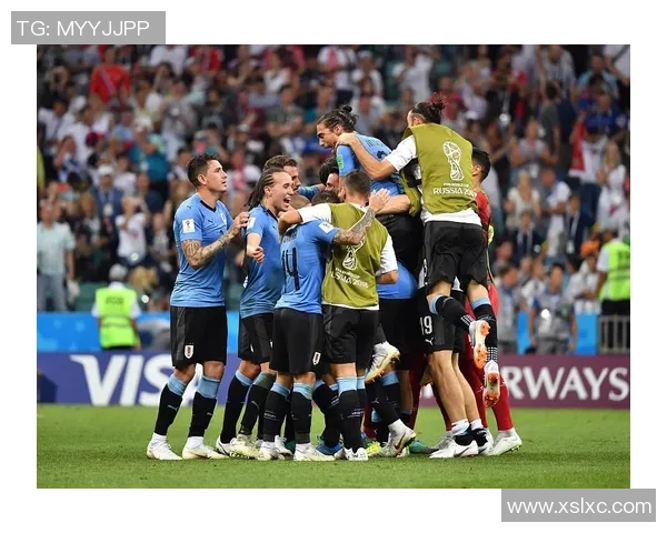 西班牙小组赛对决乌拉圭球队的精彩较量与战术分析